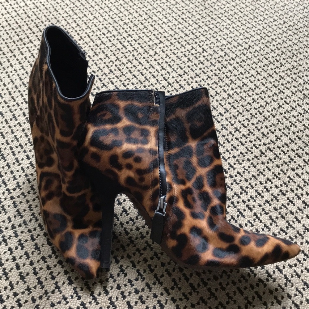 Vera wang pony calf bootie size 9 - Picture 3 of 5